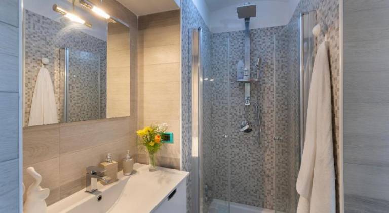 Holiday apartment with hot tub — photo 2