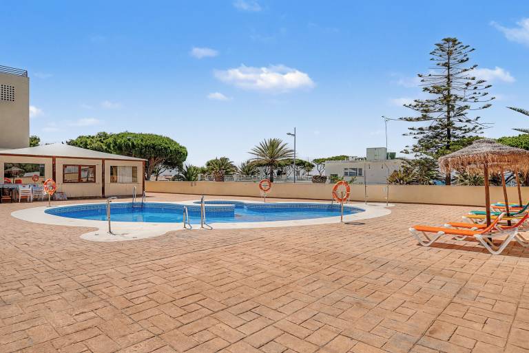Ferienhaus in Los Ca&ntilde;os de Meca f&uuml;r max. 8 Personen am Atlantik