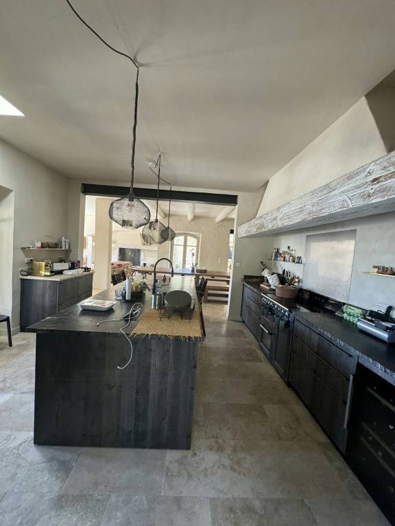 Stunning stone house with pool near Gordes — photo 4