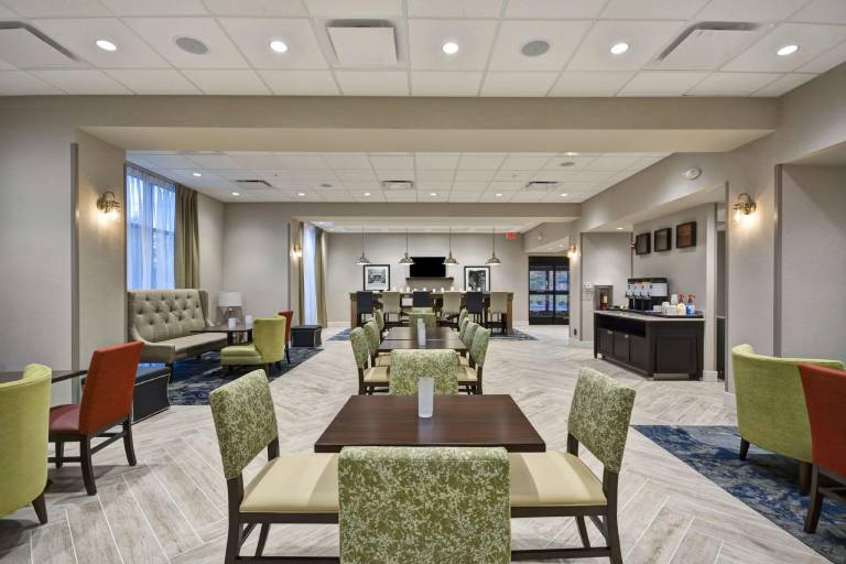 Hampton Inn Livonia Detroit — photo 4