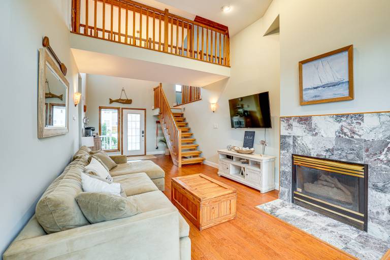 1 Block to Inlet Beach: Brigantine Family Home — photo 5