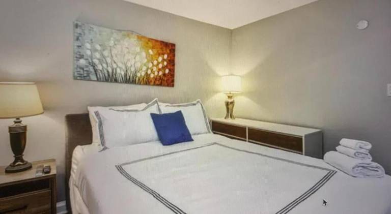 Apartment | Next to Liberty Place | Pets allowed — photo 3