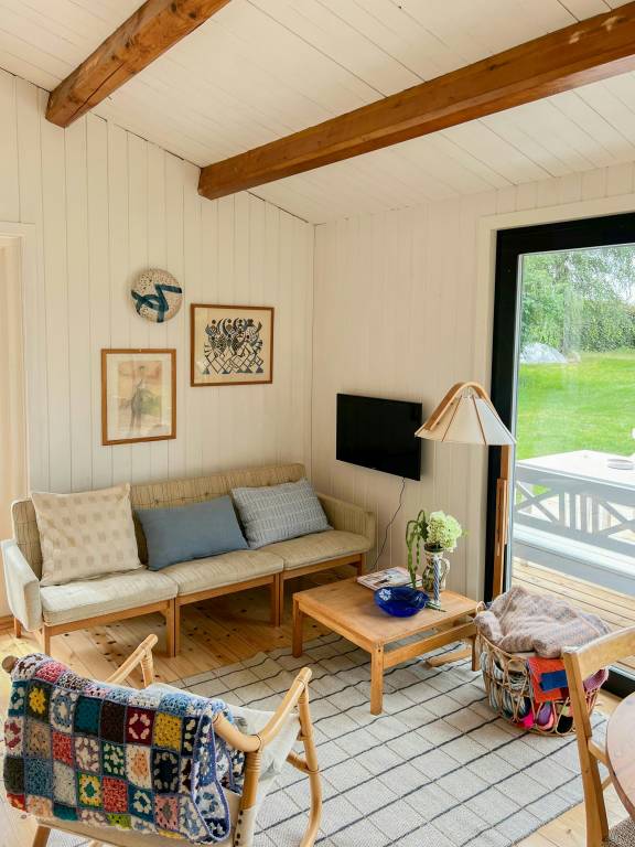 House with BBQ, patio & yard — photo 3