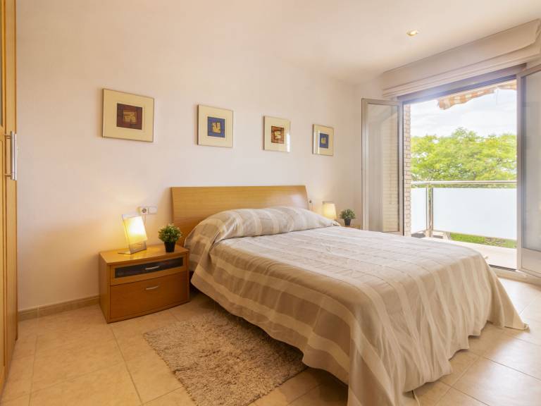 Family-friendly holiday apartment with terrace & pool | Pets allowed — photo 5