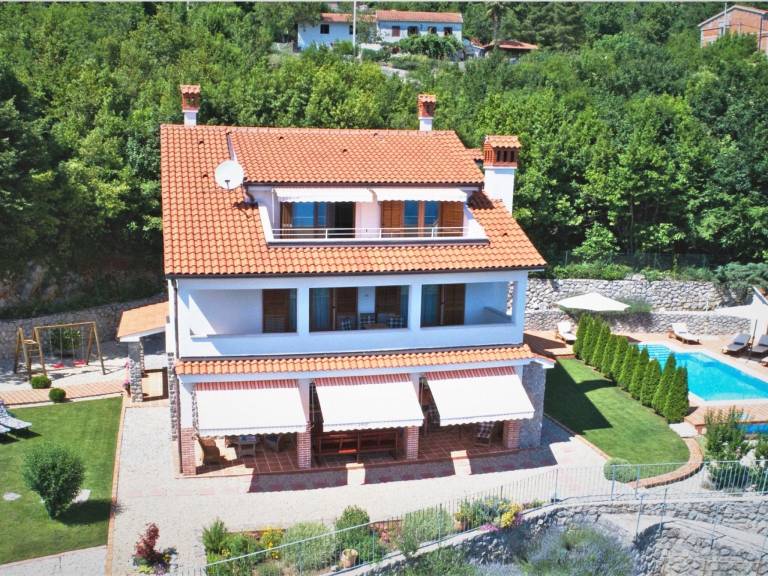 House with terrace, barbecue & private pool | Nature view | Pets are welcome — photo 2