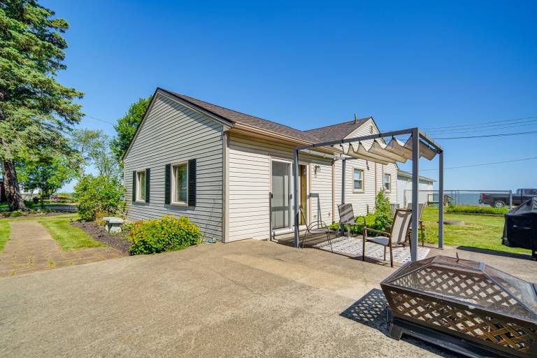 House  North Kingsville