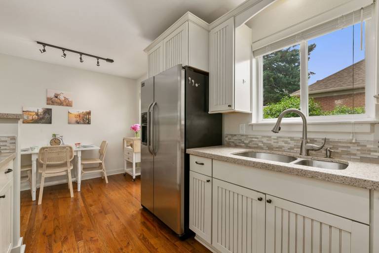 455 N Sherwood Street — photo 5