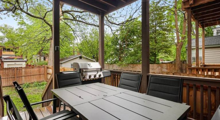Ample vacation home | Pets allowed — photo 5
