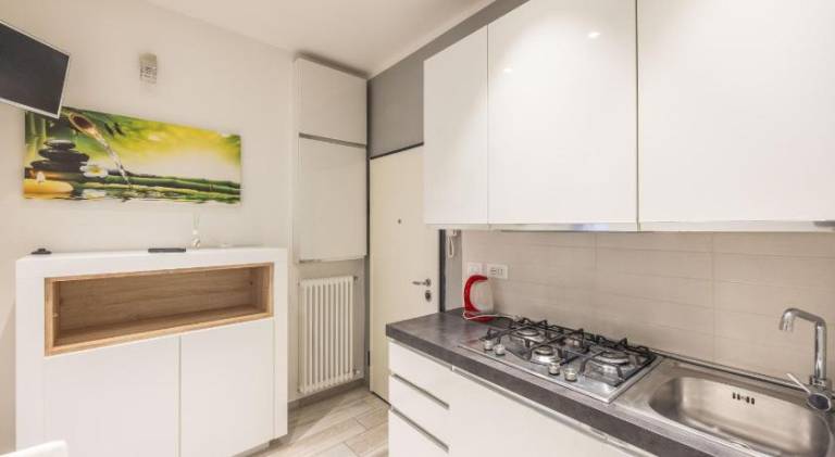 Apartment | Close to Two Towers | Pets are welcome — photo 4