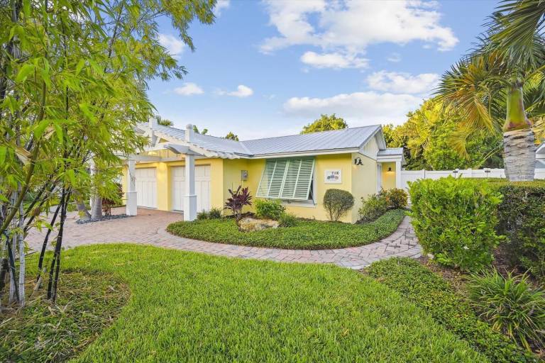 Cabin  Anna Maria Island