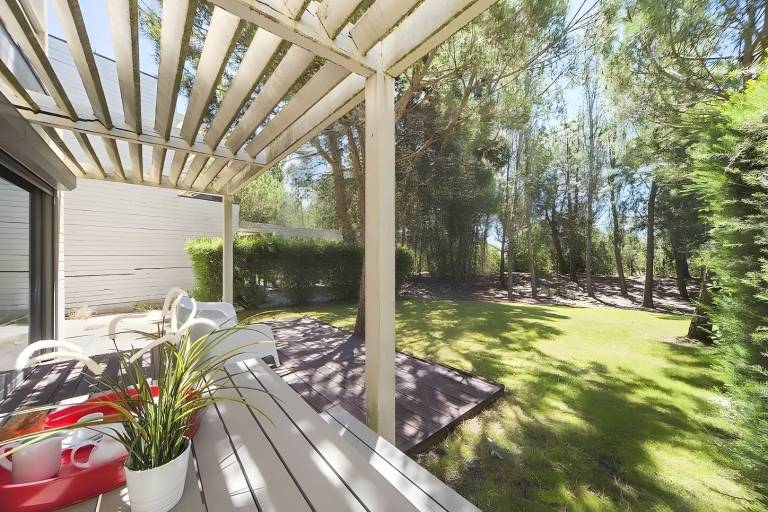Vacation home with sauna, fast internet & yard | Mountain view — photo 5