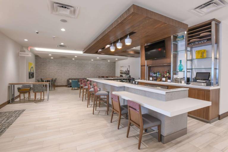 Hilton Garden Inn Cincinnati/Midtown — photo 4