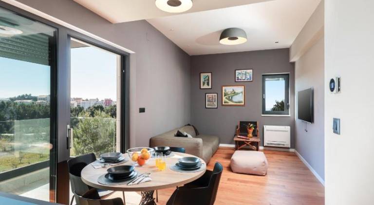 Charming holiday apartment | Dogs allowed in Podstrana