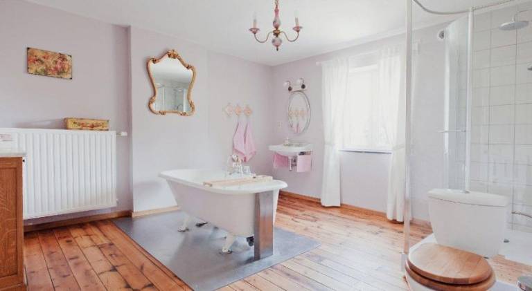 180 m&sup2; Ferienhaus