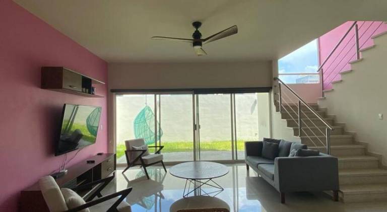 Vacation home | Beach nearby | Pets are welcome — photo 5