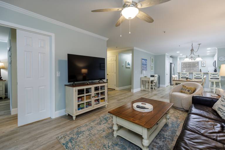 7501 Treetops: Pet Friendly South Forest Beach Villa. Sleeps 6. — photo 3