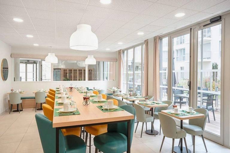 Serviced apartment for 10 persons — photo 2