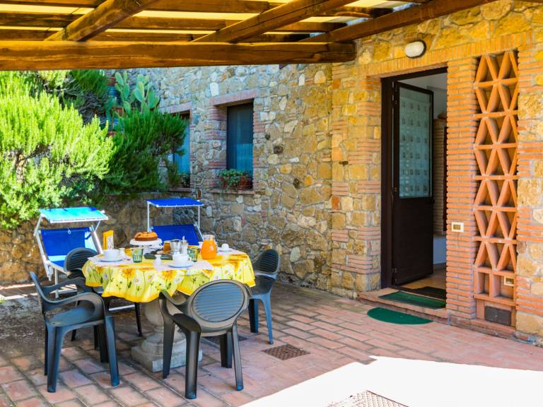 Holiday apartment with terrace, barbeque & garden | Nature view — photo 4