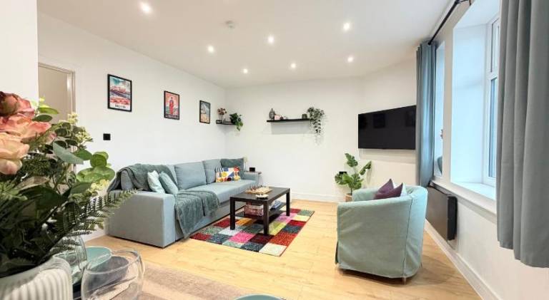 Apartment with 2 rooms for 6 persons — photo 3
