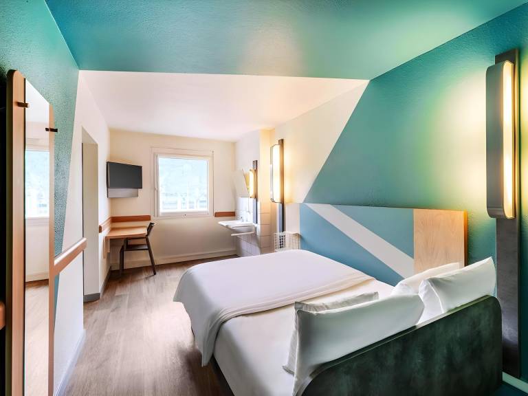 B&B HOTEL Freiburg-West — photo 2