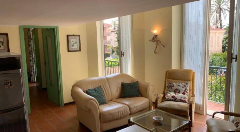 Rental apartment with 2 rooms for 4 persons — photo 2