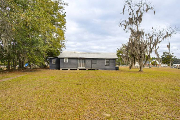 3 Mi to Historic Dtwn Waycross: Pet-Friendly Home — photo 4