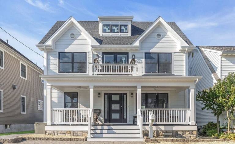House  Belmar