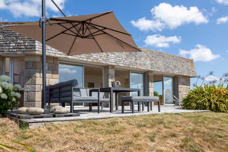 Child-friendly villa with terrace, fast internet & grill | Sea view | Beach nearby | Pets are welcome in Audierne