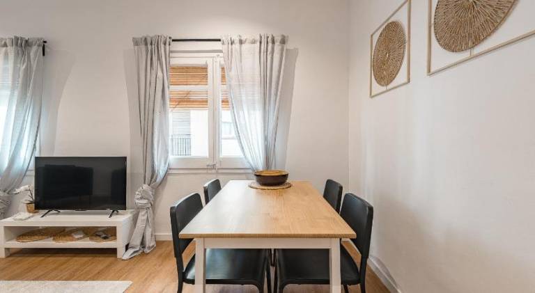 Holiday apartment | Next to Sagrada Família — photo 3