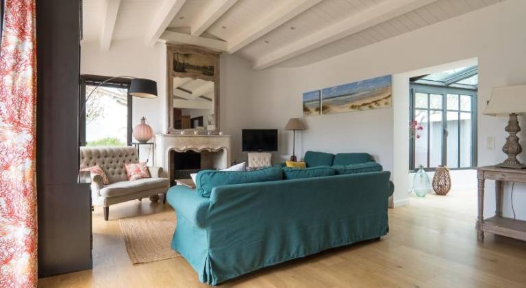Villa with barbecue, yard & terrace | Pets are welcome — photo 3