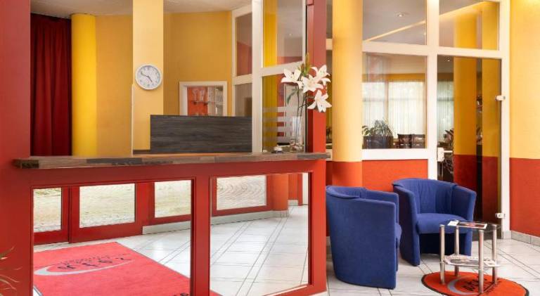 Ates Hotel Lampertheim by AURUM — photo 3