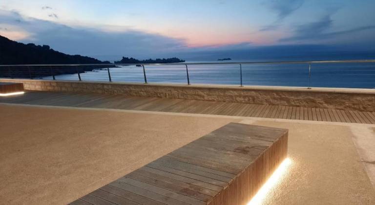 Fully equipped lovely villa with terrace, yard & grill | Beach nearby | Good for workation | Dogs allowed — photo 2