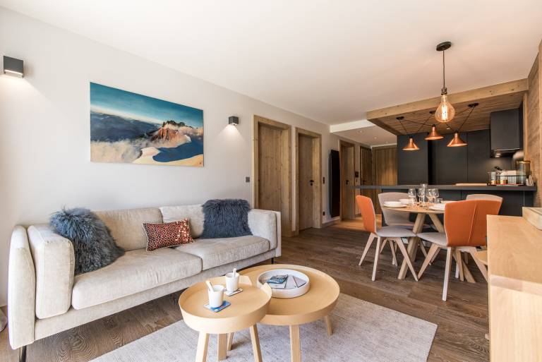 Holiday apartment with terrace & sauna in Courchevel