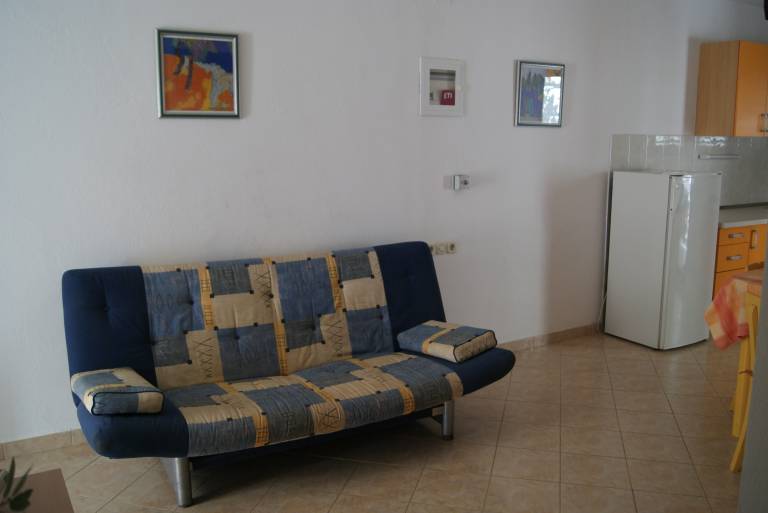 One bedroom apartment with terrace and sea view Zavala, Hvar (A-15357-b) — photo 5