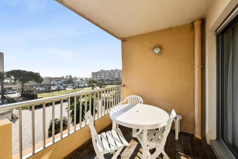 Studio with patio | Close to the beach | Pet-friendly in Hyères