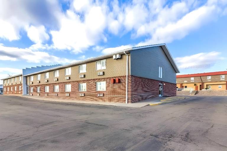 Sky-Palace Inn and Suites McCooK — photo 3