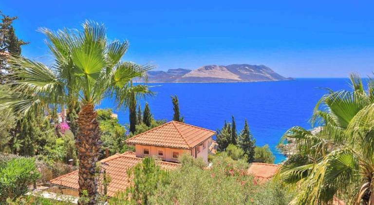 Yarımada Deniz Manzaralı Suit Cindy — photo 4