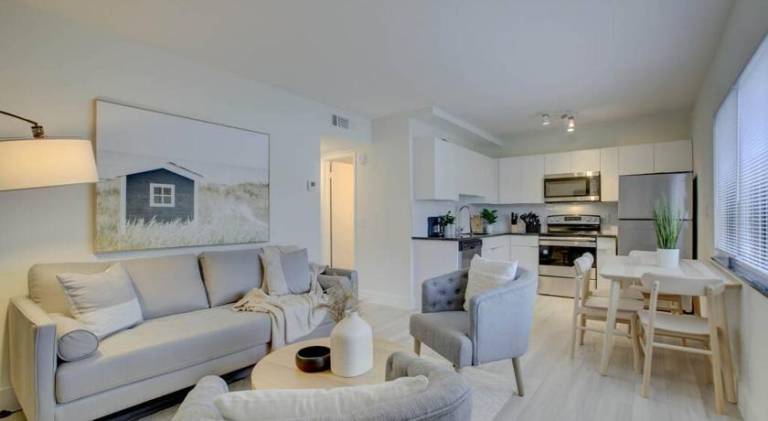 Nice holiday apartment with pool | Pets are welcome in Fort Lauderdale, FL