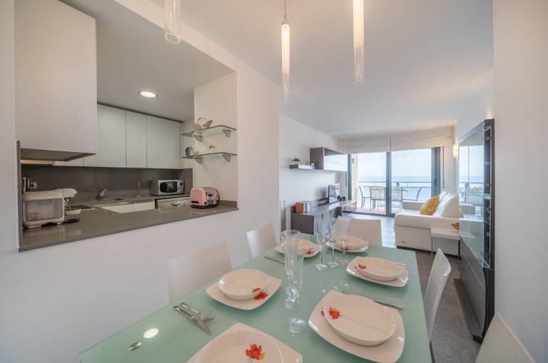 Fully equipped charming holiday apartment with terrace | Close to the beach | Pet-friendly — photo 3