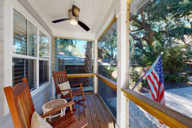 Coastal Comfort - 108 Fish Fever Lane — photo 3