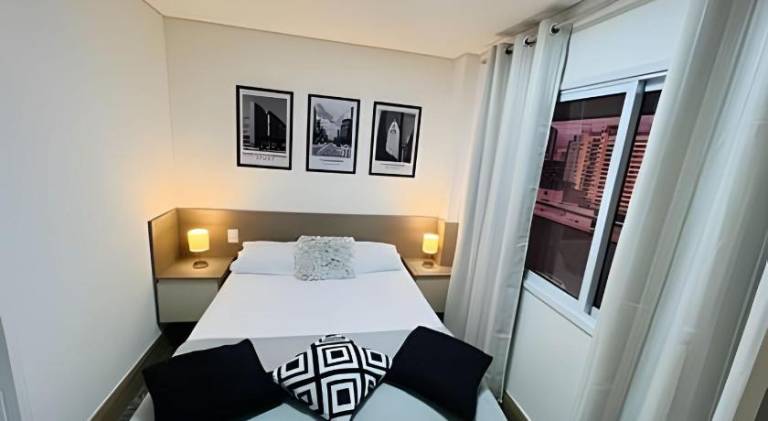 Holiday apartment with pool | Near São Paulo Cathedral in Paulista