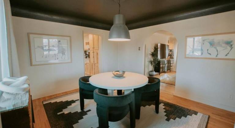Pleasant vacation home with hot tub | Pets are welcome — photo 5