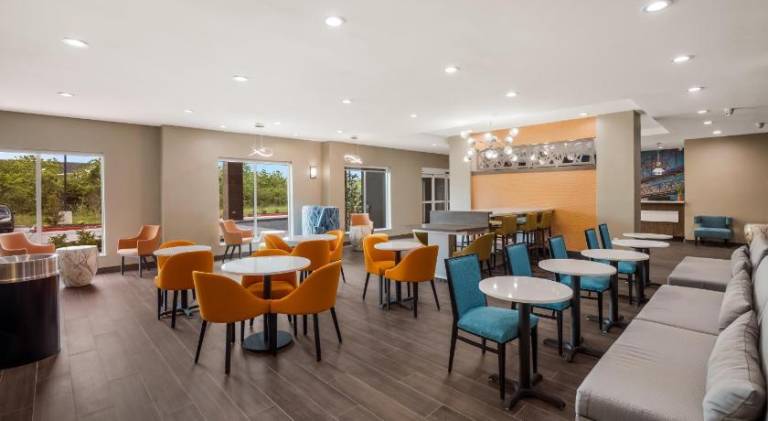 Hawthorn Extended Stay by Wyndham Sulphur (Lake Charles) — photo 4