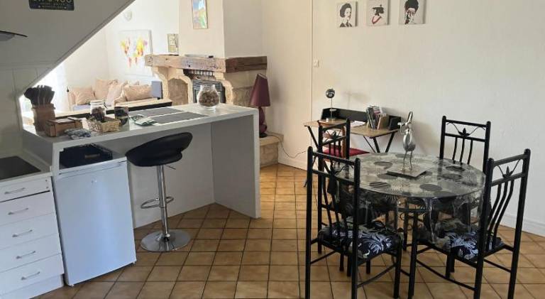 House with 2 rooms for 4 persons — photo 3
