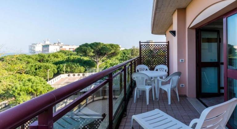 Serviced apartment with patio | Close to the beach | Perfect for remote work | Pets allowed — photo 5