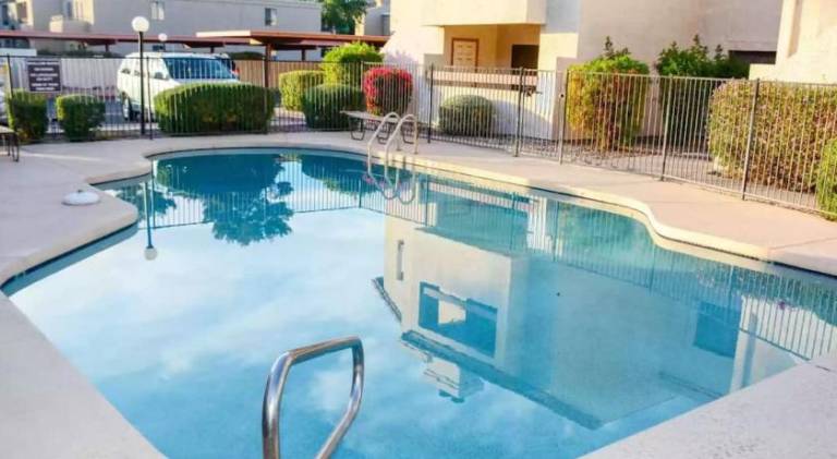 House with hot tub & pool in Scottsdale, AZ