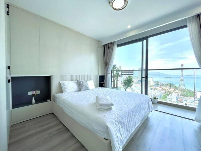 2BR- 2101 Immerse Yourself In The Sea - Luxury Apt — photo 2