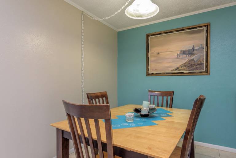 Condo with private pool — photo 4