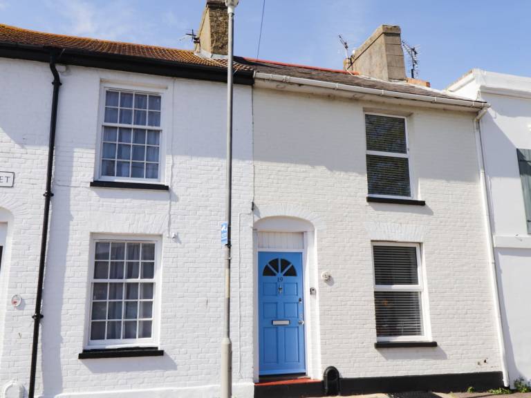 Cottage Deal
