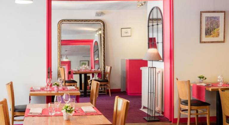Logis Hotel des Deux Forts — photo 2